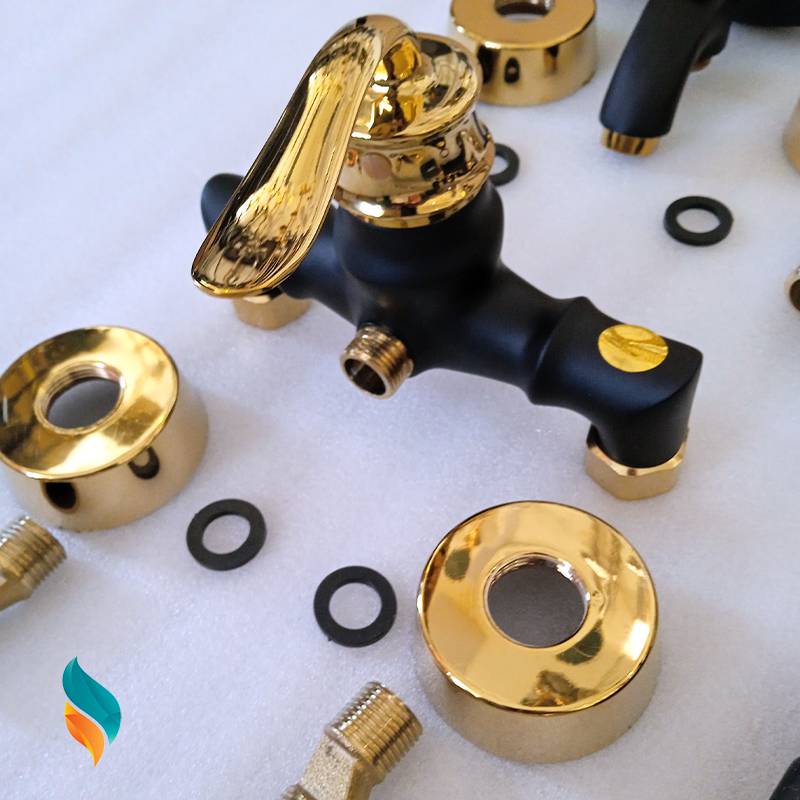 شیر توالت اندیکا مدل بامبو مشکی طلایی