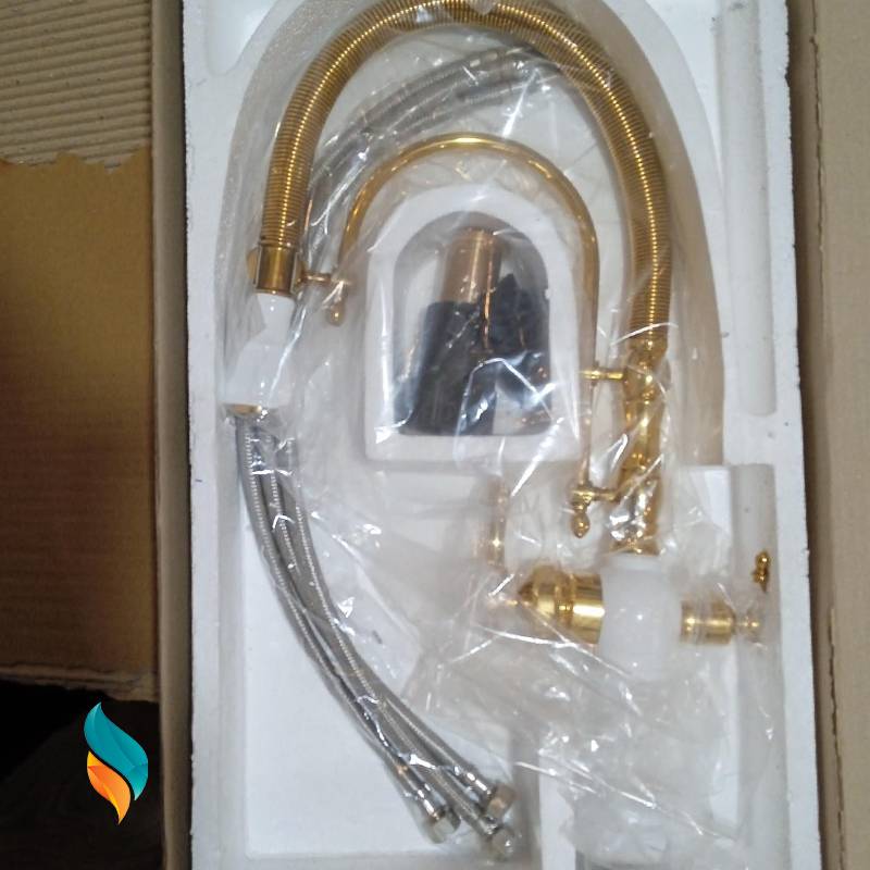 ظرفشویی فنری دومنظوره رنگ سفید طلایی