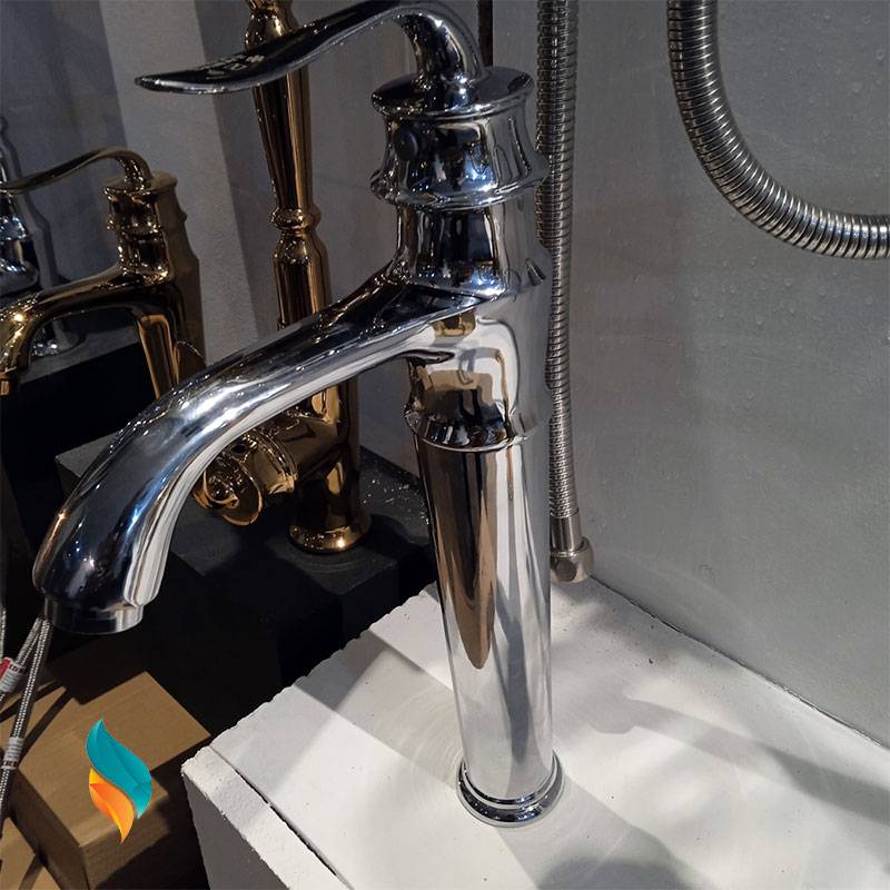 ست شیرآلات 10 عددی اندیکا مدل بامبو کروم با علم شیپوری و به همراه پیسوار و روشویی پایه بلند