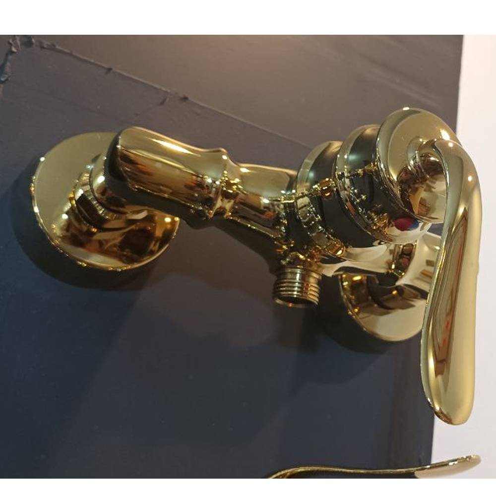 ست شیرالات اندیکا مدل بامبو طلایی با علم دوش رسوب گیر دکمه ای